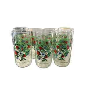 7/Libbey Vintage Strawberry Patterned Highball or tumbler 
Drinking Glasses